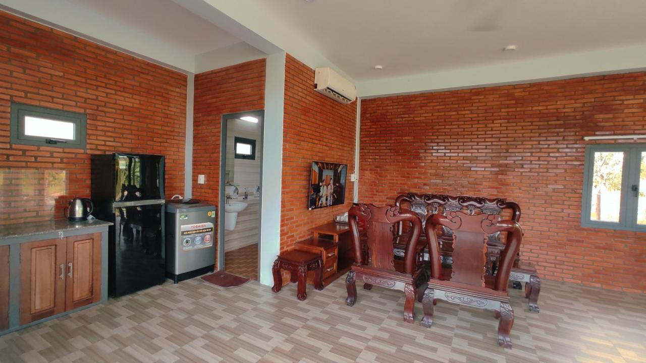 Homestay Dat Viet Cát Tiên Eksteriør bilde